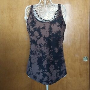 Fitted tie-dye scoop stretch knit tank